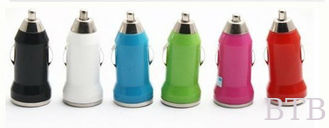 China 1A y 2.1A Cargador USB para automóviles proveedor