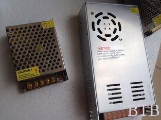 China Fuente de luz LED y fuente de energía de batería seca en un destornillador con linterna de linterna proveedor