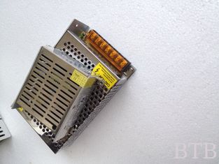 China CE RoHS interruptor de salida de tensión constante no impermeable 60A 300W fuente de alimentación continua 5V proveedor