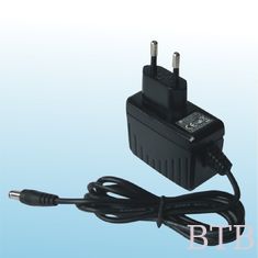 China Adaptador de alimentación de 9V 0,6A CE FCC UL EMC LVD GS PSE SAA BIS SASO certificado para el sistema inalámbrico MINI de 300 Mbps proveedor