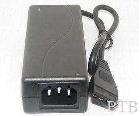 China Fuente de alimentación doble de 4 pines 12V 5V 2A para Molex proveedor