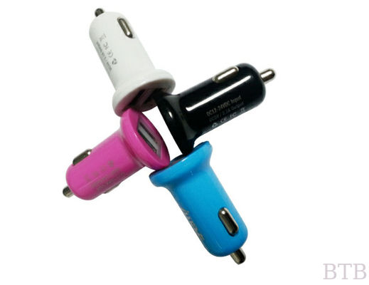 1A y 2.1A Cargador USB para automóviles proveedor