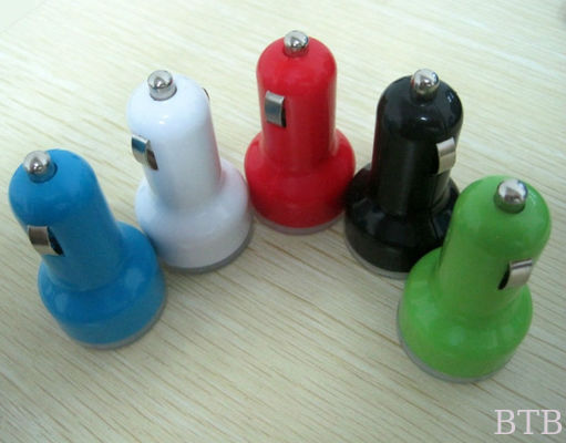 1A y 2.1A Cargador USB para automóviles proveedor