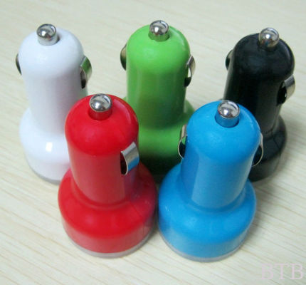 1A y 2.1A Cargador USB para automóviles proveedor