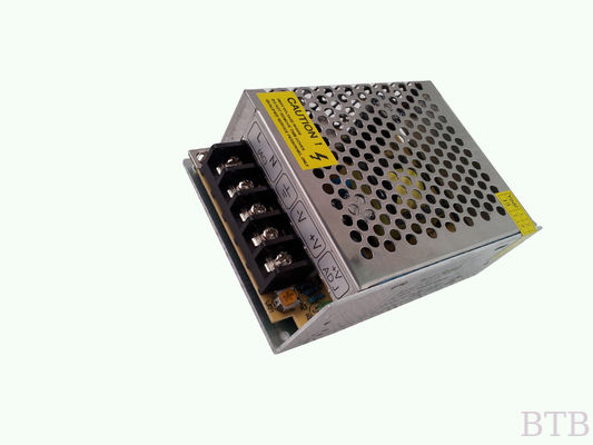 Tipo de salida de corriente continua y fuente de alimentación de conexión 12v 5 amp proveedor