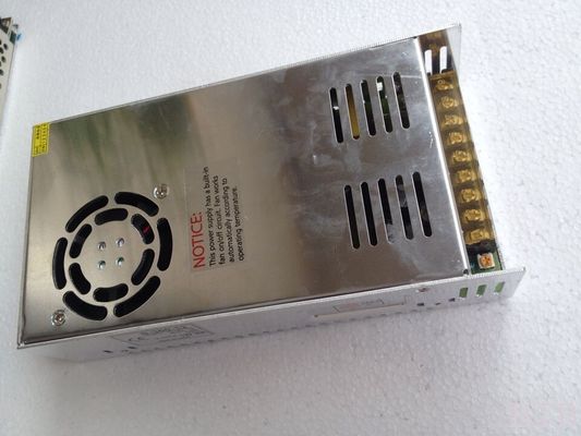 Fuente de alimentación variable de corriente continua, fuente de alimentación de corriente continua de salida múltiple / triple / doble proveedor