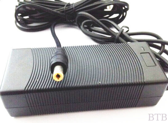 Adaptador de escritorio de alta calidad 12V 10a 14V 10A Adaptador de alimentación de cambio de corriente ac/dc para led/cctv proveedor