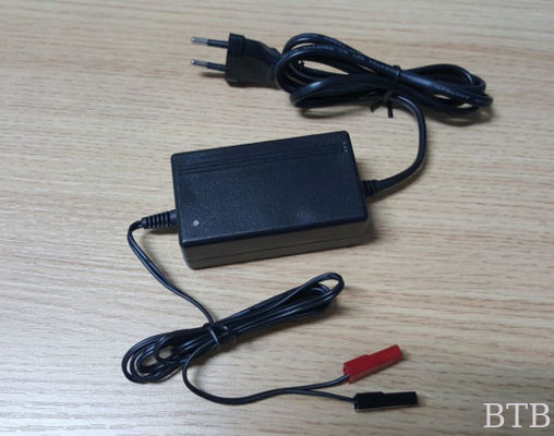 13.8-14.6V/1.0A cargador de baterías para baterías SLA de 12 V proveedor
