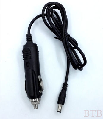 Cargador de vehículos de automóviles de 12V1A con cable de 1,2 m 1,5 m 1,8 m de cable de corriente continua 5,5 * 2,1 * 10 mm de conexión de conexión de corriente continua proveedor
