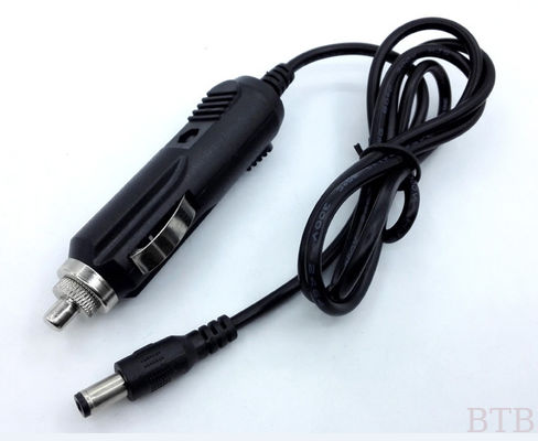 Cargador de vehículos de automóviles de 12V1A con cable de 1,2 m 1,5 m 1,8 m de cable de corriente continua 5,5 * 2,1 * 10 mm de conexión de conexión de corriente continua proveedor