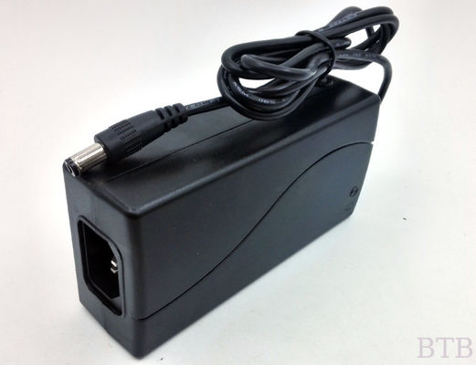 ¡Envío gratuito!! Adaptador de alimentación AC 100-240V DC 12V 6A con enchufe de EE.UU. / Reino Unido / AU / UE para luz de banda LED 3528 5050 luz proveedor