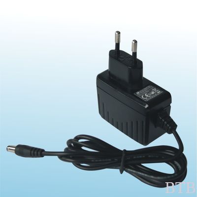 Adaptador de alimentación 9V 0.6A CE FCC UL EMC LVD GS PSE SAA BIS SASO certificado para routers inalámbricos MINI de 300 Mbps con antena externa proveedor