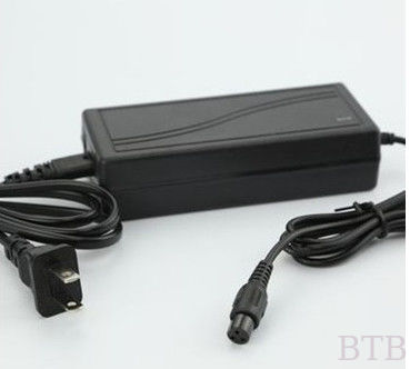 Adaptador de alimentación para automóvil de carga de equilibrio de 42V 2A para segway de hoverboard CE FCC UL SAA EMC LVD proveedor