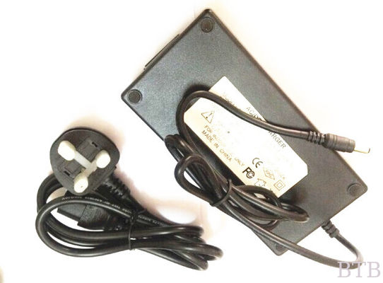 Adaptador de escritorio de 12V 10A Adaptador de computadora portátil de carga proveedor