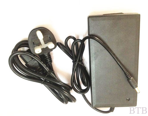 Adaptador de escritorio de 12V 10A Adaptador de computadora portátil de carga proveedor